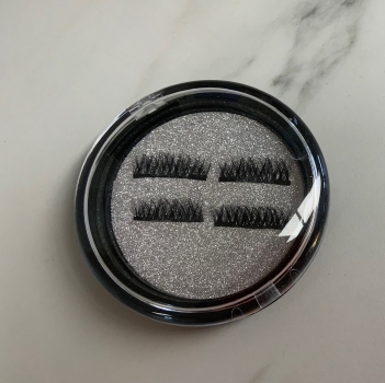 Magnetische Wimpern